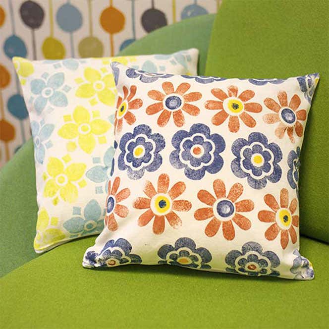/craft-ideas/kids/floral-printed-cushion-cover/